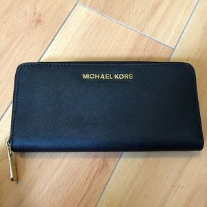 Michael Kors Wallet BRAND NEW (Never Used)